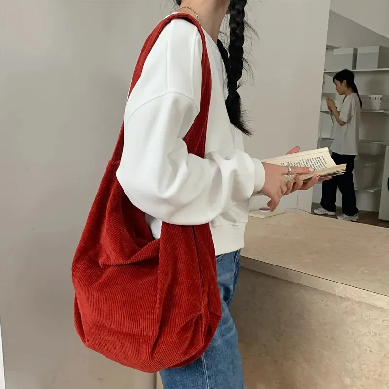 Evening Bags Hylhexyr Women s Crossbody Messenger Bag Large Capacity Shoulder Casual Corduroy Tote Handbag Solid Color With Zipper 231006