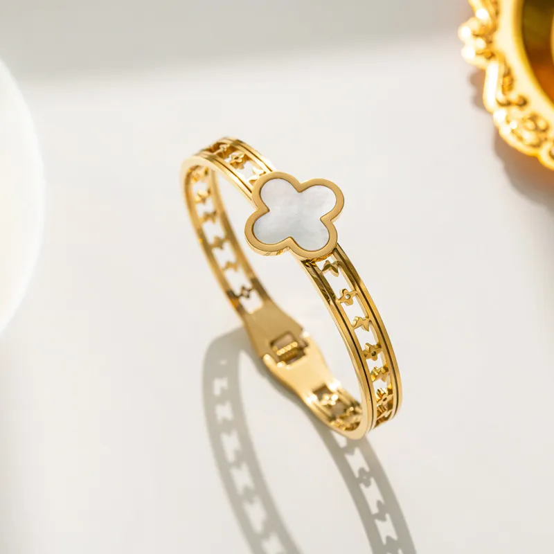 GG 8 colori braccialetti da donna braccialetto di trifoglio designer di marca placcato oro accessori per gioielli per feste di nozze di moda
