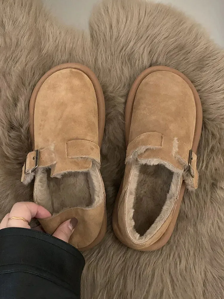 Wholesale Winter Retro Womens Winter Dress Shoes: Round Toe Sneakers With  Fur Lace Up And Slip On Design At Only $14.15