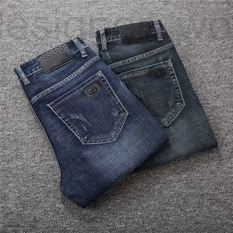 Jeans masculinos designer de alta qualidade luxo luz cinza cor azul angustiado negócio casual jovem desgaste jean rock slim-leg fit rasgado buraco listra calças