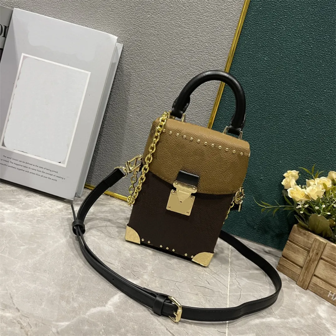 Nowe torebki dla projektantów mody Kamelak na ramię wysokiej jakości skórzane metalowe torby łańcuchowe Crossbody torebki luksusowe mini torebki torebki