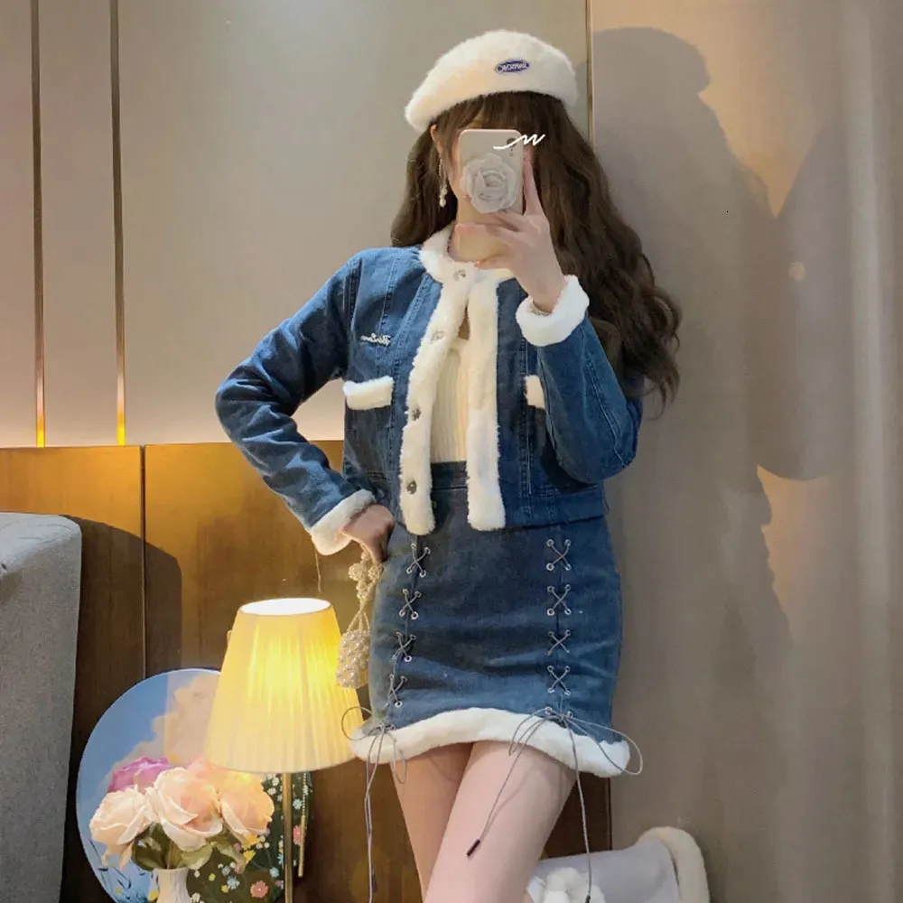 Two Piece Dress Winter Vintage Skirt Sets Women Fashsion Denim Short Jackets And High Waist Jean Mini Skirts Girl Sexy Set 231005