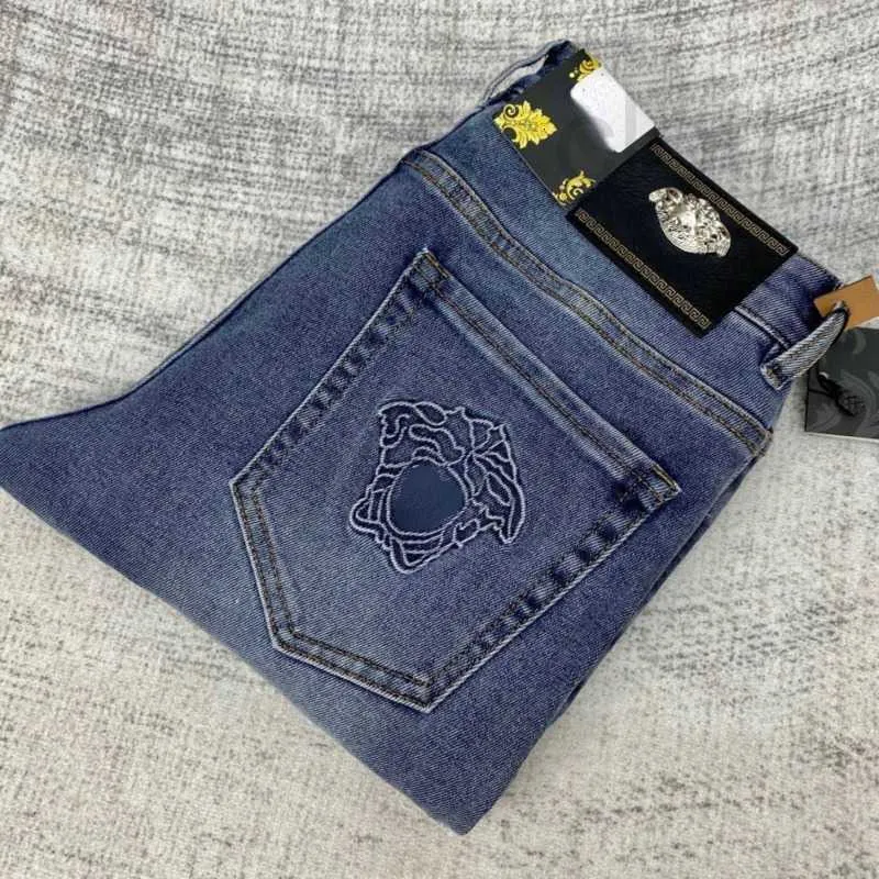 Mäns jeans högversion kontra designer jeans män byxor klassiska broderade jeans casual mens byxor plus storlek mode rak jeans vrx0