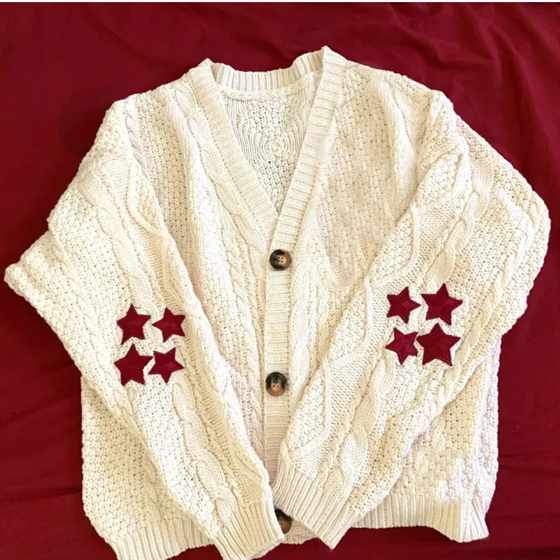 Kvinnors stickor Tees S-2XL Kvinnor Casual Tay Red Star Beige Lor Loose brodered Sticked Cardigan Warm Swif T Button Long Sleeves Sweater Cardigans 231006