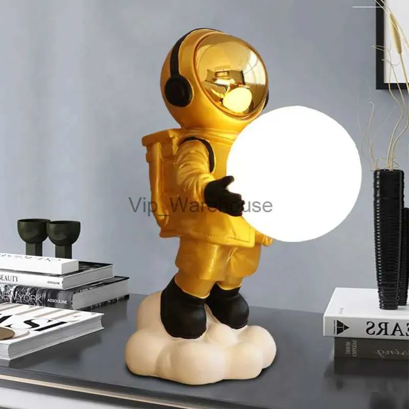 Bordslampor Creative Astronaut 3D Moon Table Lamp USB Powered Dimble Desktop Decoration Night Light Bedroom Bedside Light Ornament YQ231006