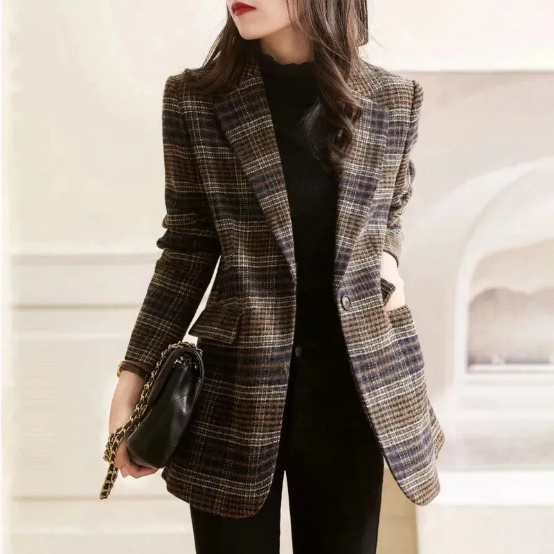 British Style Plaid Long Sleeved Suit Dress Jackets For Women For Women  Elegant And Comfortable For Fall And Winter Fashion Style 231006 From  Kong04, $43.25