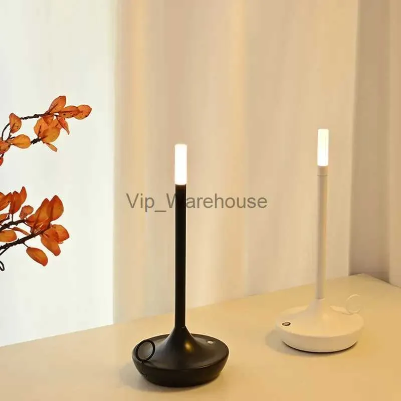 Tafellampen Nieuwe tafellamp voor slaapkamer Oplaadbare draadloze touchlamp Campingkaars Creatieve lamp Oplaadbare USB-C bureaulamp YQ231006