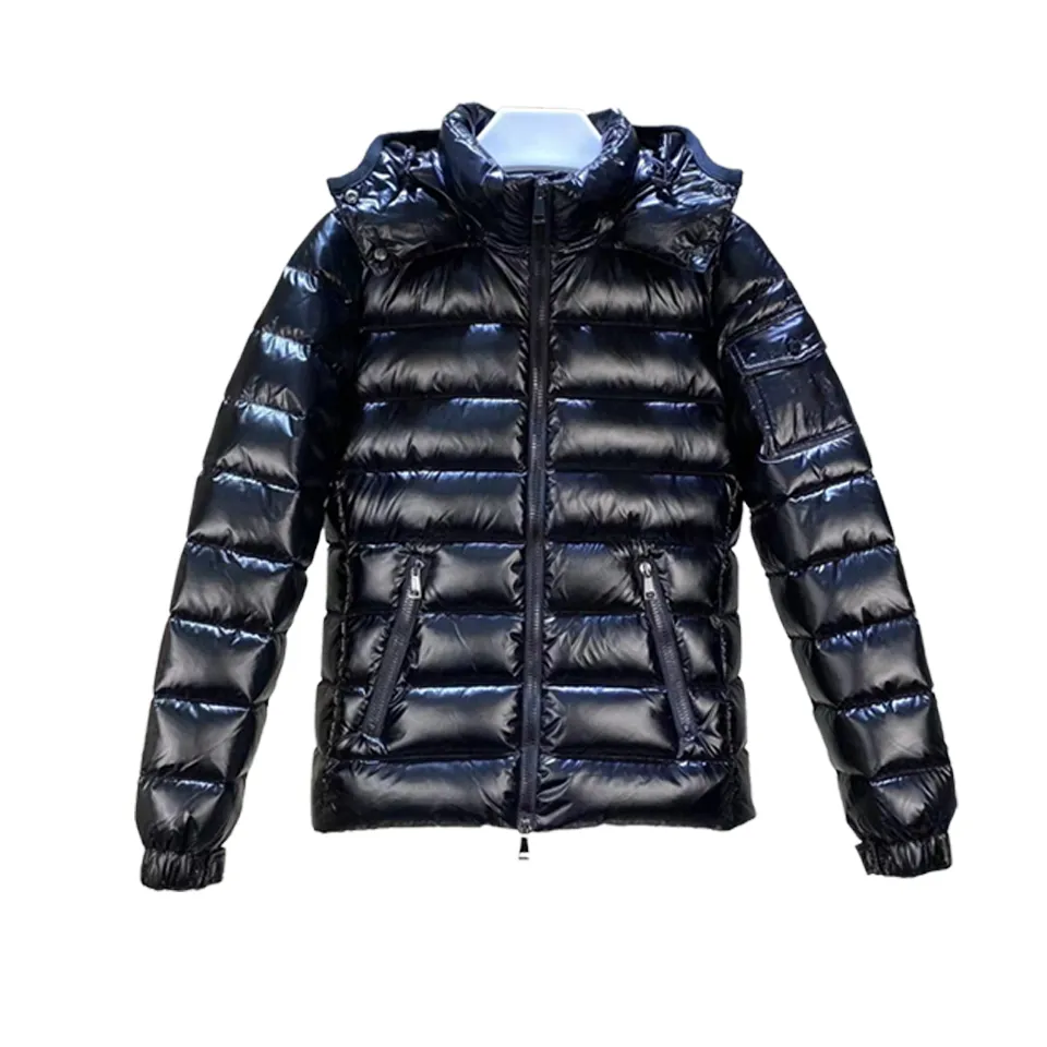 Femmes Designer Luxe À Capuchon Vers Le Bas Véritable Puff Vestes Manteau D'hiver En Plein Air Résistant Au Froid Costume Chaud Casual Rues De La Mode Logo Imprimer Couleur Noire Downs Veste