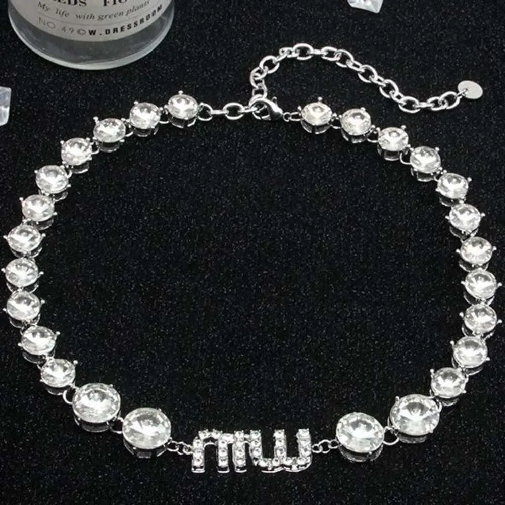 Hangerkettingen Miu Grote en Kleine Zusstijl ~ High Class Full Diamond Party Sleutelbeenketting Jurk Ketting Accessoires