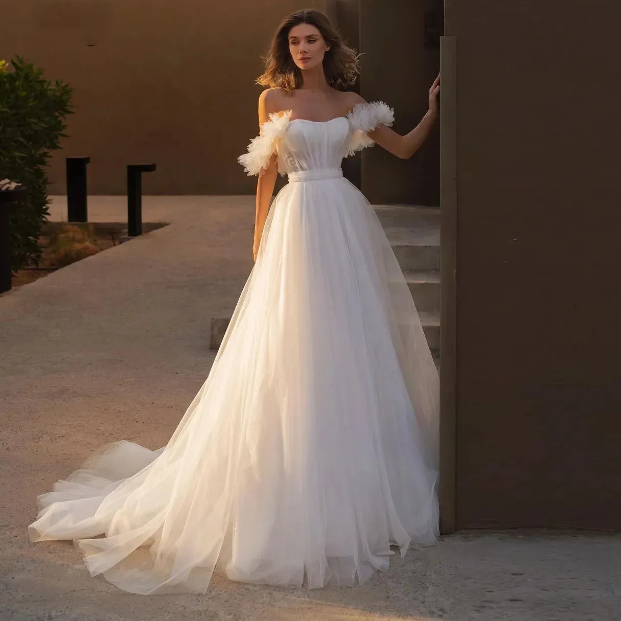 Princess White Off The Shoulder Wedding Dress Long Ruffles Sleeves Garden Appliques Bridal Gowns Robe De Mariage Ball Gowns Plus Size