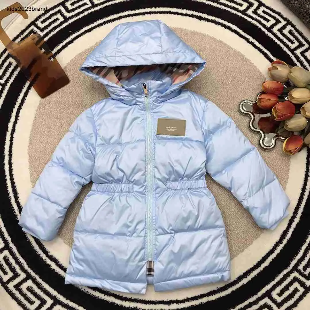 Baby Long Down Jacket Elastisk midjedesign Blue Child Winter Clothing Storlek 2-14 cm rutigt foder Huva överrock för tjej Oct05