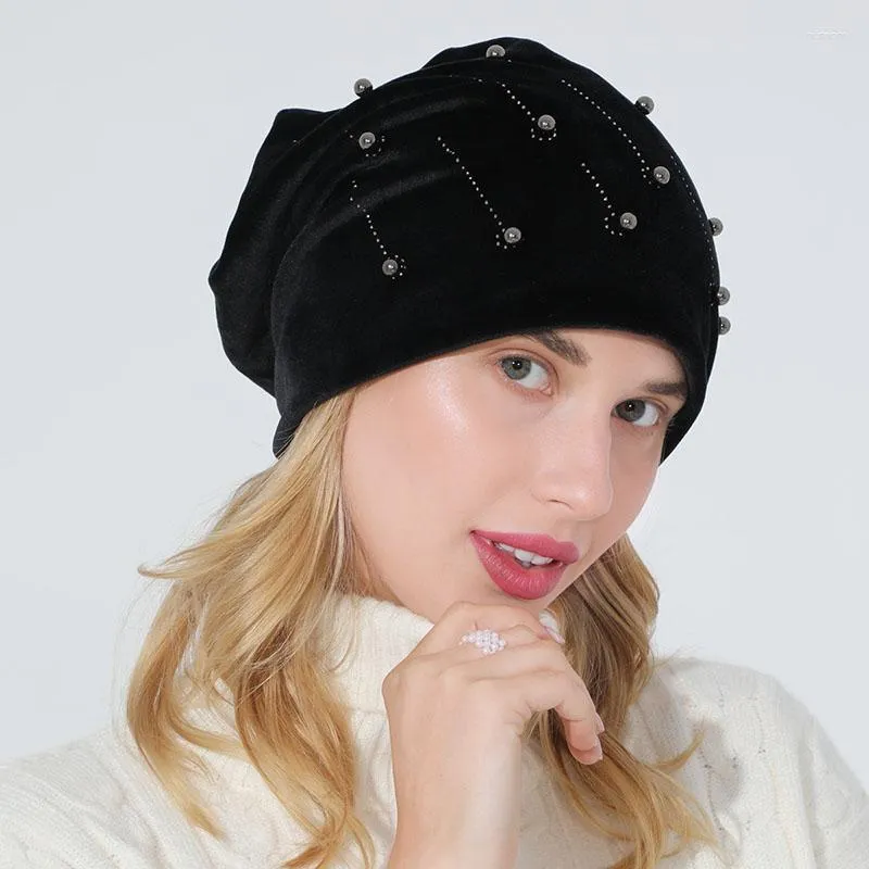 Bérets Luxe Perle Strass Baggy Slouchy Bonnet Pour Femmes Doux Velours Skullies Cap Automne Hiver Chaud Pile Chapeau Dame Couvre-chef Turban