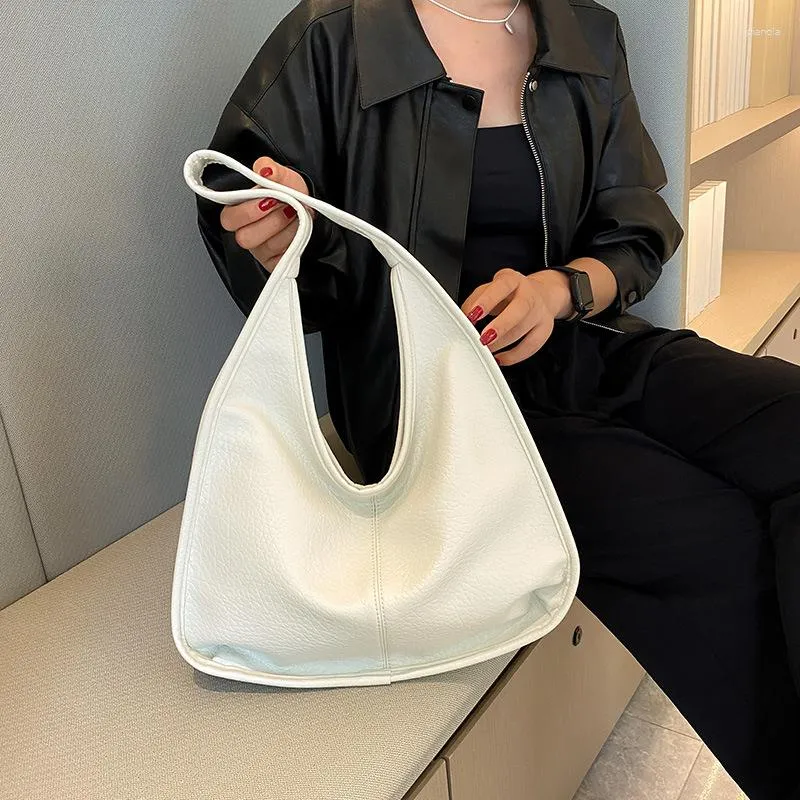Evening Bags Simple And Westernized Large Capacity Bag For Women Spring Summer 2023 Fashion Shoulder With Texture Water Bucket
