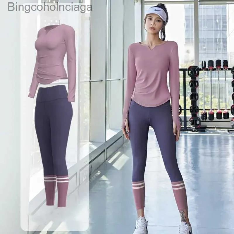 Aktywne zestawy Women Trening Odzież Gym Zestaw Jogi Joga Fitness Sportswear Pant +Sport T-shirt płynne legginsy Aktywne zużycie strój SITL231007