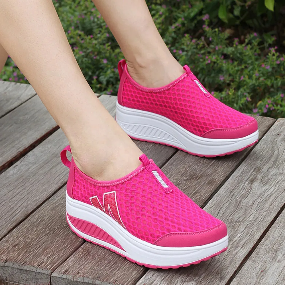 Slippers Shoe Mesh Flat Sneakers Platform Loafers Breathable Air Swing Wedges Shoe Flats 231006