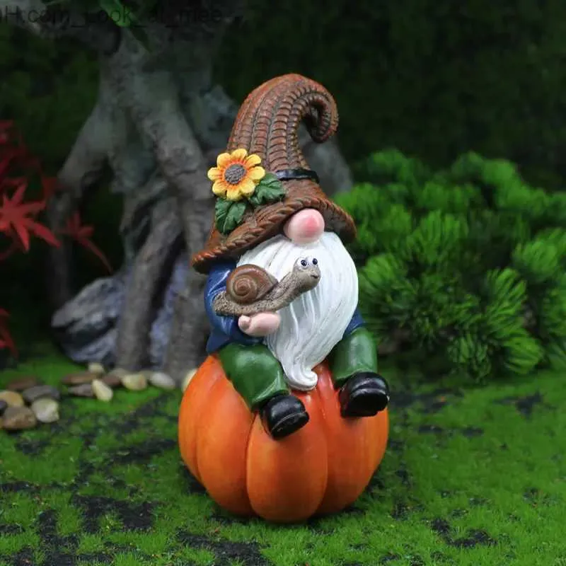 Party Masks Cartoon Dwarf Garden Decor Creative Dwarfs Holding Turtle Sitting on Pumpkin Decorative Figurines Garden Dwarf Ornaments Q231007