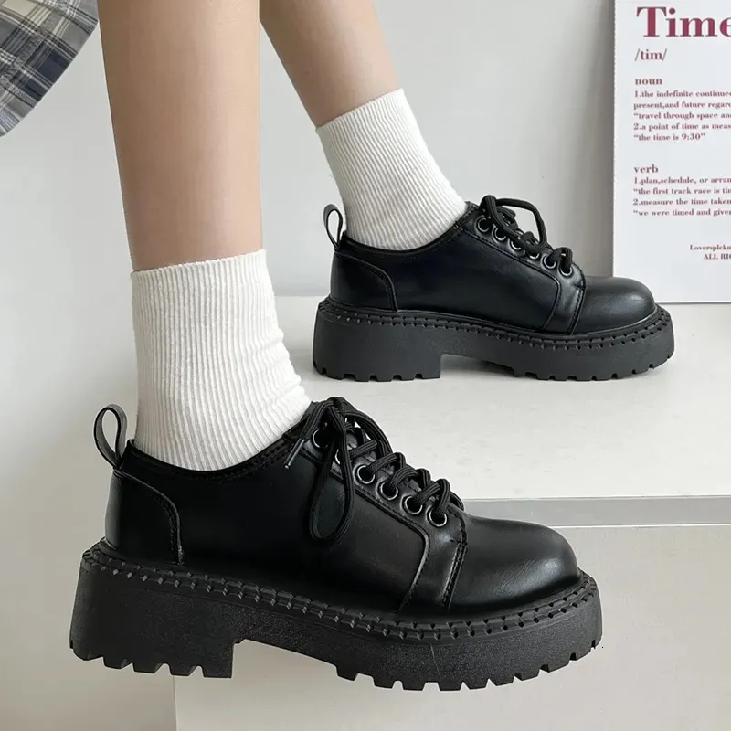 Kapdy Black PU Skórzane platforma Oxford Shoe 2023 Autumn Casual Lace Up Flats Buty Kobieta grube obcasy Niezlej Mary Jane Mokorka 231006