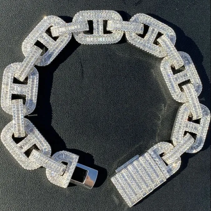 Baguette Diamond Mariner Link Chain Necklace For Men And Women_voghion.com