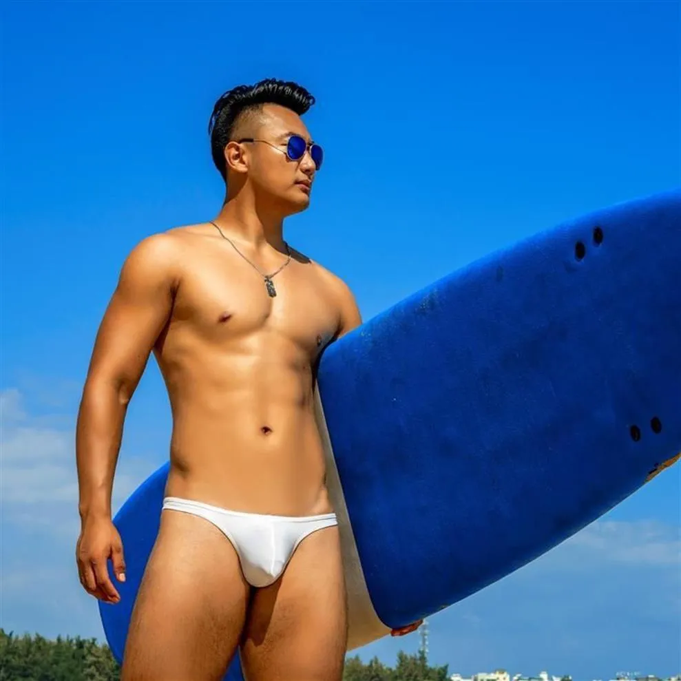 Men's Shorts Sexy Tight Low Waist Men Swimwear 2021 Gay Bikinis Half Pack Hip Swimsuits Thong Bathing Suits Swim Briefs251n