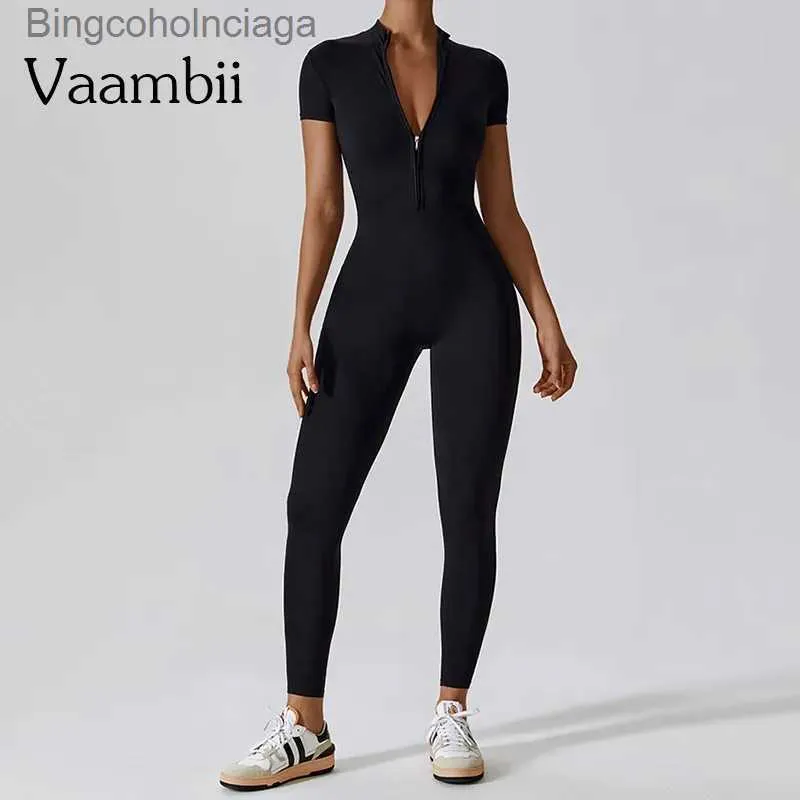 Actieve sets Naadloze witte yogasets voor meisjes Sportkleding voor dames Gymkleding Jumpsuit Fitnessset Trainingspakken Sport Femme Activewear SetL231007