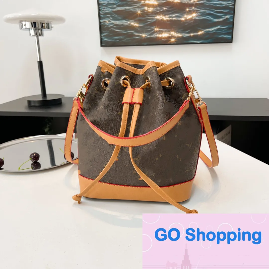 Bolso de mensajero de calidad, nuevo diseño de interés especial, bolso de cubo con cordón, bolsos para mujeres presbicia, bolsos de hombro portátiles para ir al trabajo