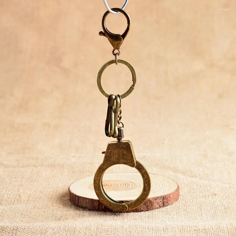Keychains High Quality Diy Car Keychain Locks Keyring Antique Bronze Zinc Alloy Material Accessory Handcuff Brelok Manacle Jewelry Toy