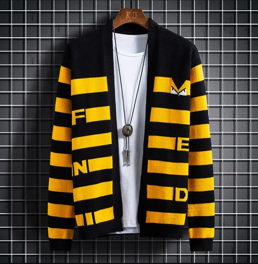 Nowy męski designerski sweter męski sweter Jacquard High End Light Luksusowy jesień i zimowy druk drukujący ciepły v szyja wełniany sweter M-3xl