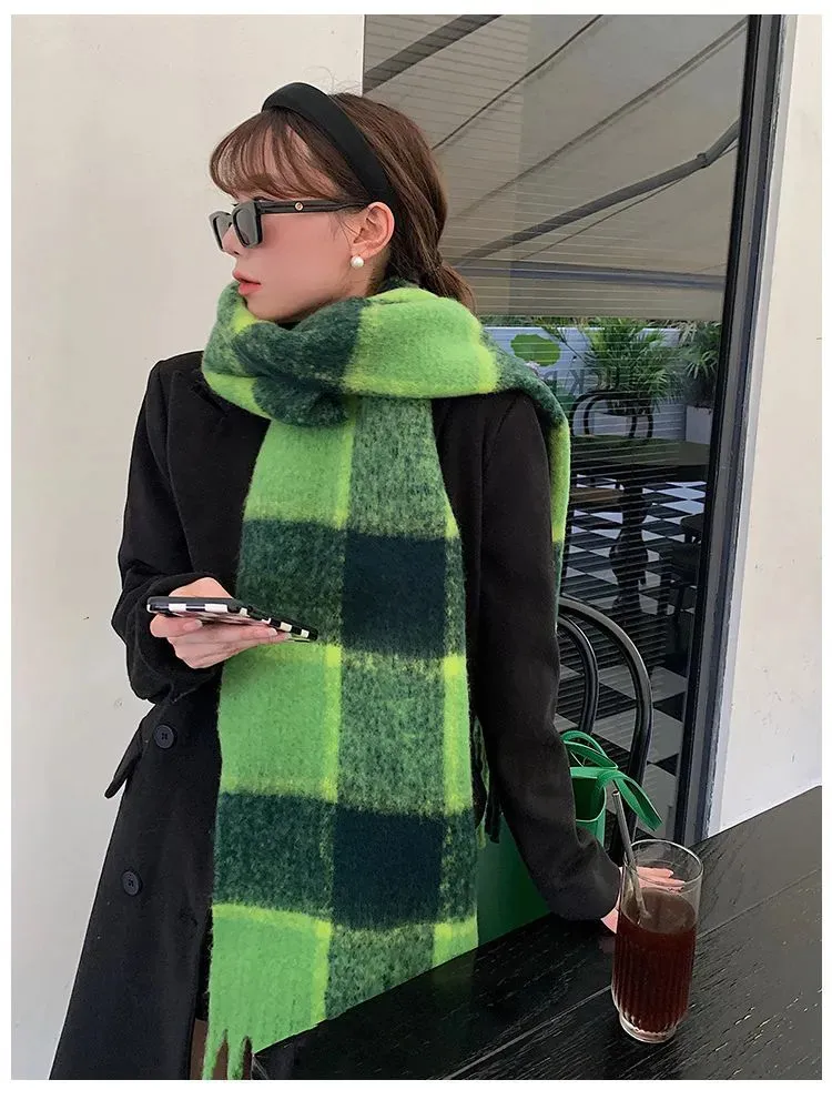 Écharpes Vert Cachemire Plaid Fringé Écharpe Femmes Hiver Allmatch Protection Contre Le Froid Chaud Châle Femmes De Luxe 231007