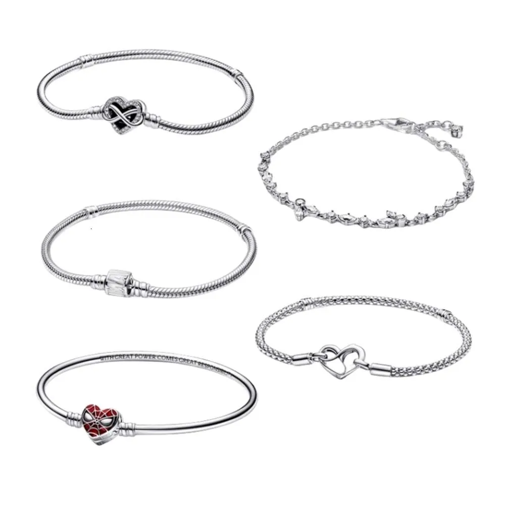 Pandorara Van-Clef Arpes Bracciale Designer di gioielli da donna Qualità originale S925 Argento sterling a forma di cuore con diamanti in rilievo con diamanti Bracciale pieno di diamanti Dropped