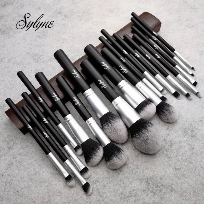 Set di pennelli per strumenti per trucco Pennelli professionali Full Black 18 pezzi Kit per trucco per viso occhi Cosmeitcs Fondotinta in polvere 231006