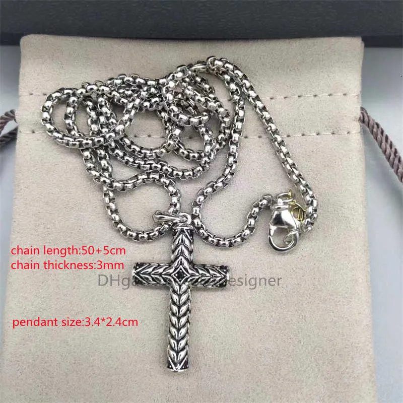Halskette mit Anhänger, Designer-Kreuz für Damen, Silberhalsketten, Sterling-Silber, Chevron-Luxus