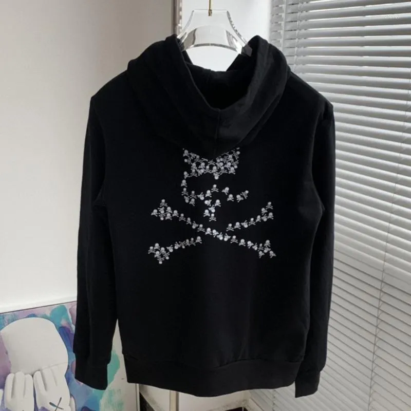 Felpe con cappuccio da uomo 2023 Marchio di moda Mastermind Skull Felpa con cappuccio Autunno e inverno Mmj Stampa Cappotto casual da coppia allentato