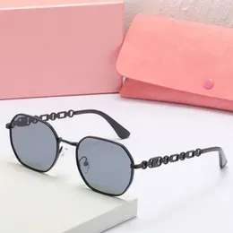 Fashion Sunglasses Trendy Beach Sunglasses Designer Glasses for Mens Women 6 Colors Good Quality280j