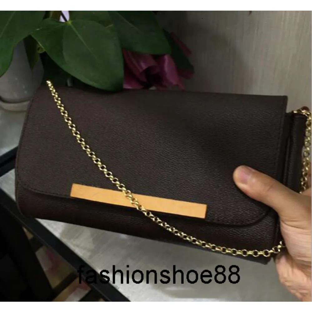 High Quality Leather Messenger Bag With Floral Design Wholesale Womens Brown Handbag With Free