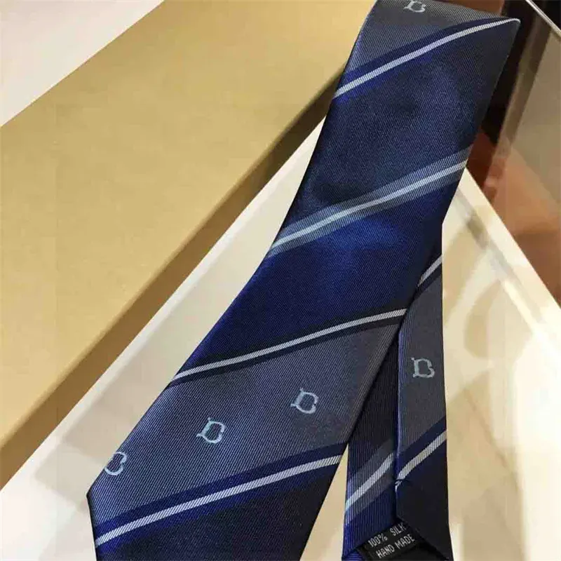 2023 Designer Business Mens Silk Scyk Ties Slim wąska litera Jacquard Tkane krawat