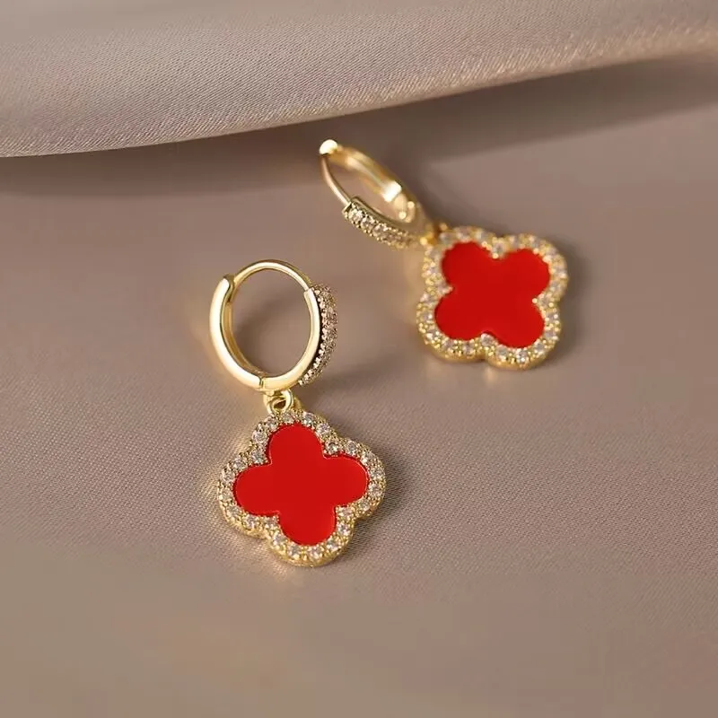 Neue Mode Vintage vierblättriges Kleeblatt Perlmutt Charm Edelstahl Luxusschmuck für Valentinstag Partygeschenke Weihnachtsgeschenke für Freundin Hochzeitsgeschenk