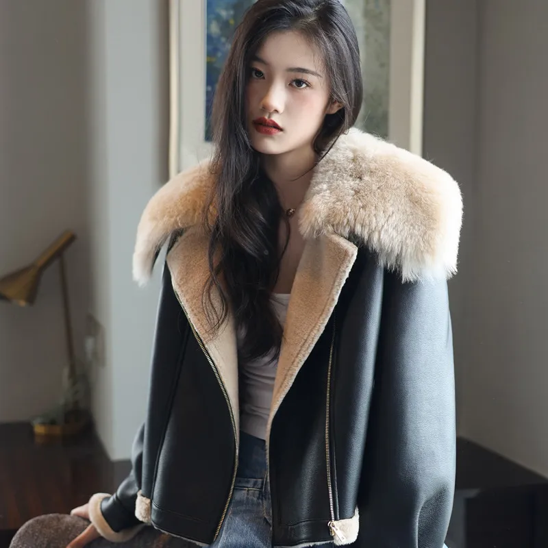 Leather and fur coat for women motorcycle jacket lapel lamb fur jackets autumn winter clothing outerwear overcoar