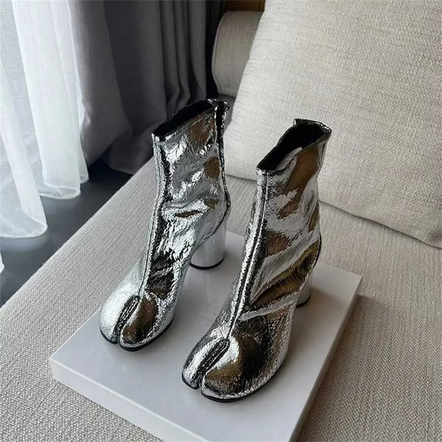 Margiela tabi boots silver hotsell