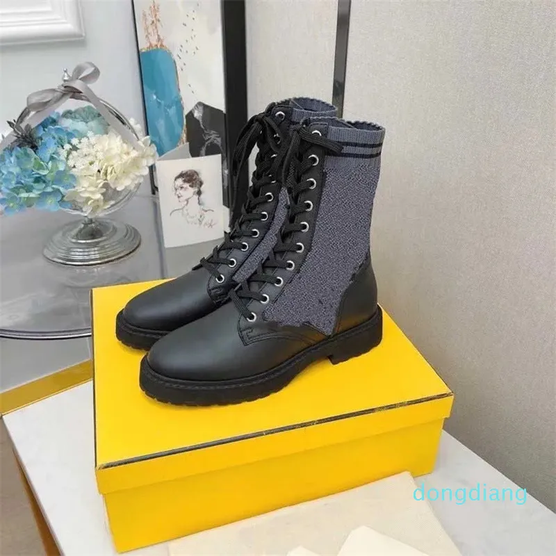 Kvinnor Stövlar Designer Combat Ankel Martin Boot Brand Leather Biker Knit Stretch Fabric Shoes Winter Platform Bootie