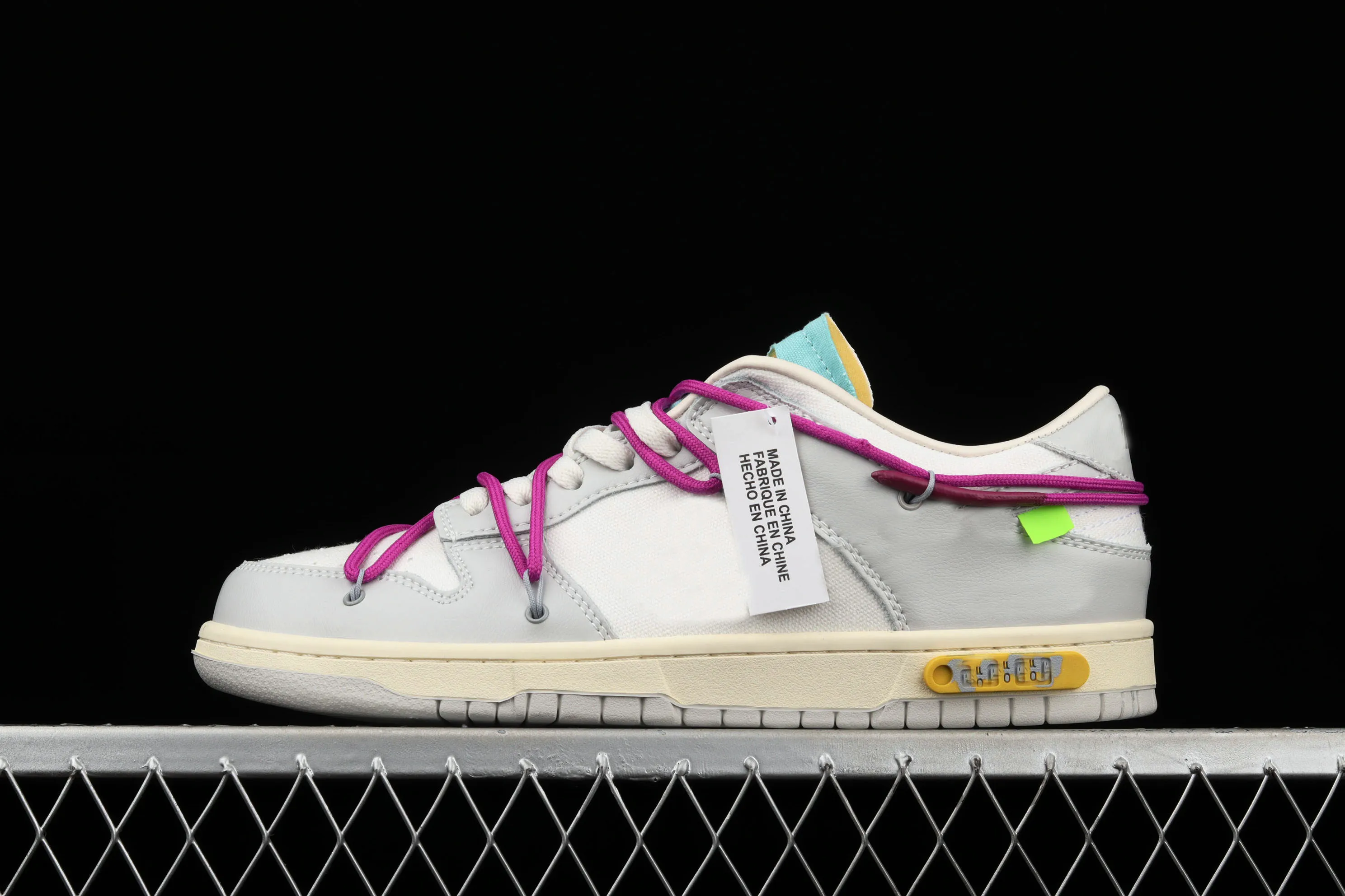 nike dunk off white dhgate