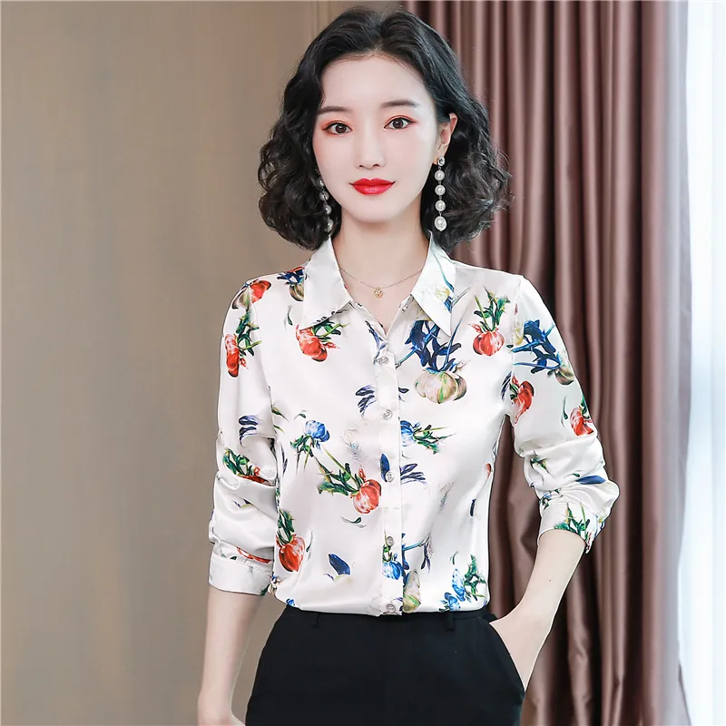 2023 Elegant tryckt grafiska vita blusar Autumn Winter Women Designer Silk Satin Lapel Shirt Lång ärm klassisk knapp upp skjortor Office Lady Chic Plus Size Tops