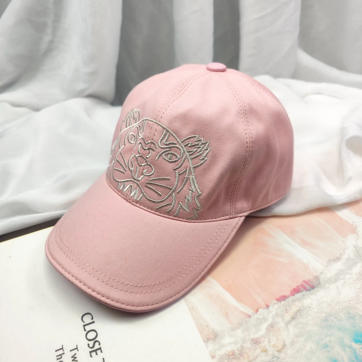 Heißer Verkauf neue schöne rosa Ball Caps Trucker Luxus Designer Hut amerikanische Mode Truck Cap lässige Baseballkappen