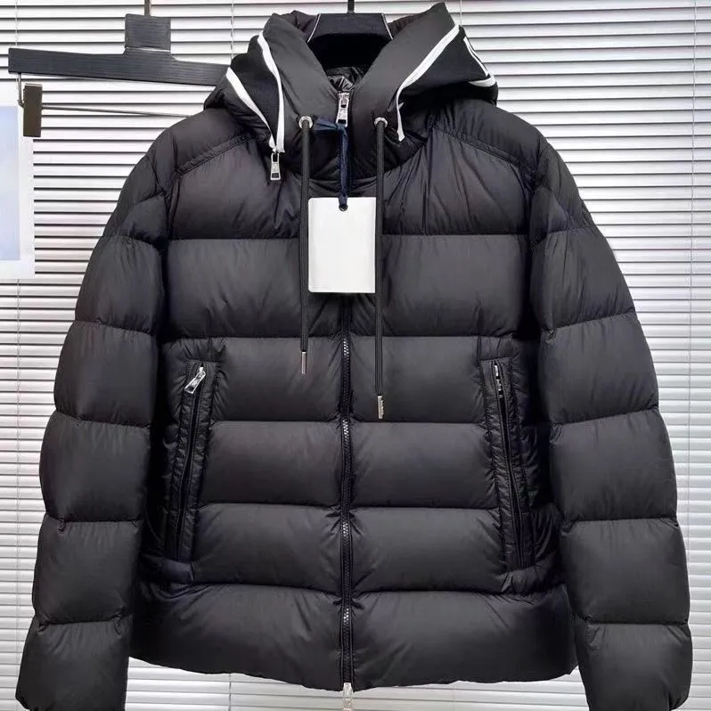 メンズジャケットダウンパーカーパフジャケット服マヤシリーズ屋外キープ暖かい黒いアウター保護バッジデコレーションジャケットストップ
