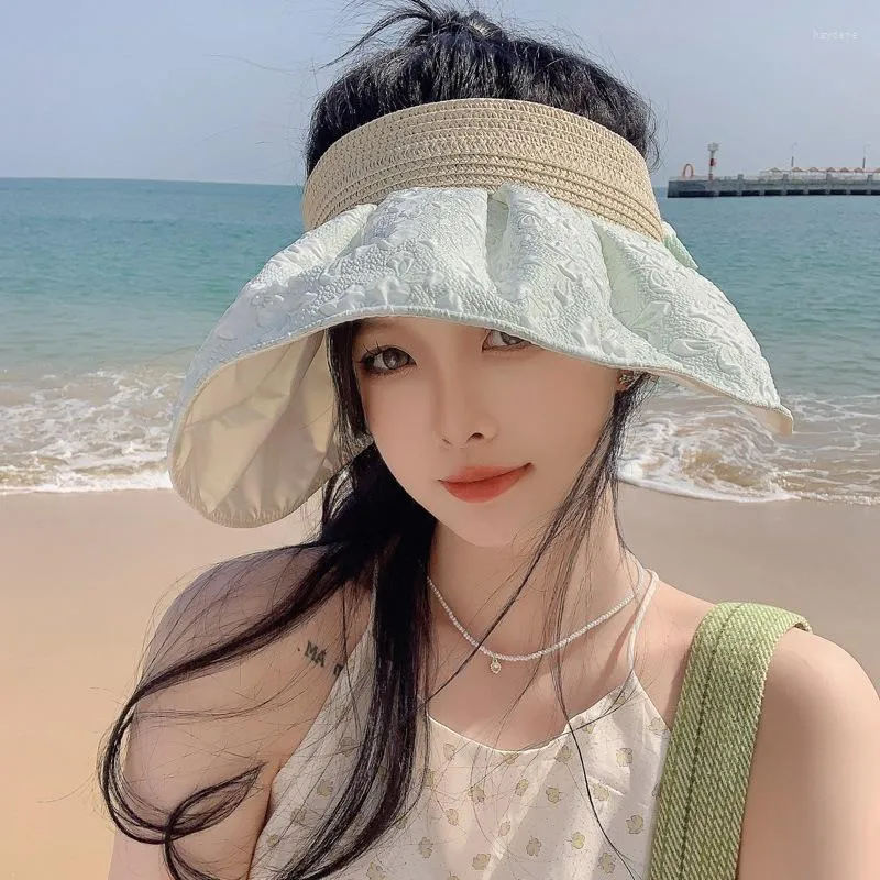 Berets Korean Style Summer Hat Женский высококлассный тисненный цвето