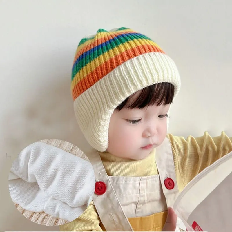 M676 Nuovo Autunno Inverno Capretti Del Bambino Cappello Lavorato A Maglia Arcobaleno Della Banda Carino Paraorecchie Caps Bambini Cranio Berretti Delle Ragazze Dei Ragazzi Cappelli Caldi