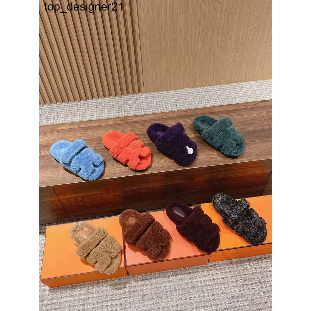 Neue 23er-Sandale, Designer-Slipper, bequem, lässig, flach, flauschige Sandale, flauschige Shearling-Wollpantoffeln, Slip-on-Schuhe, Gummisohle, verstellbarer Riemen, Damen-/Herrenhausschuhe