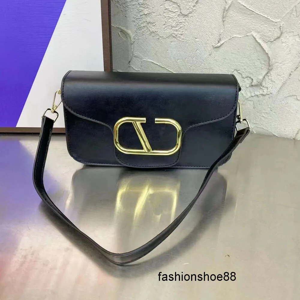 Designer Luxury Evening Leather Shoulder Bag With Letter Detailing