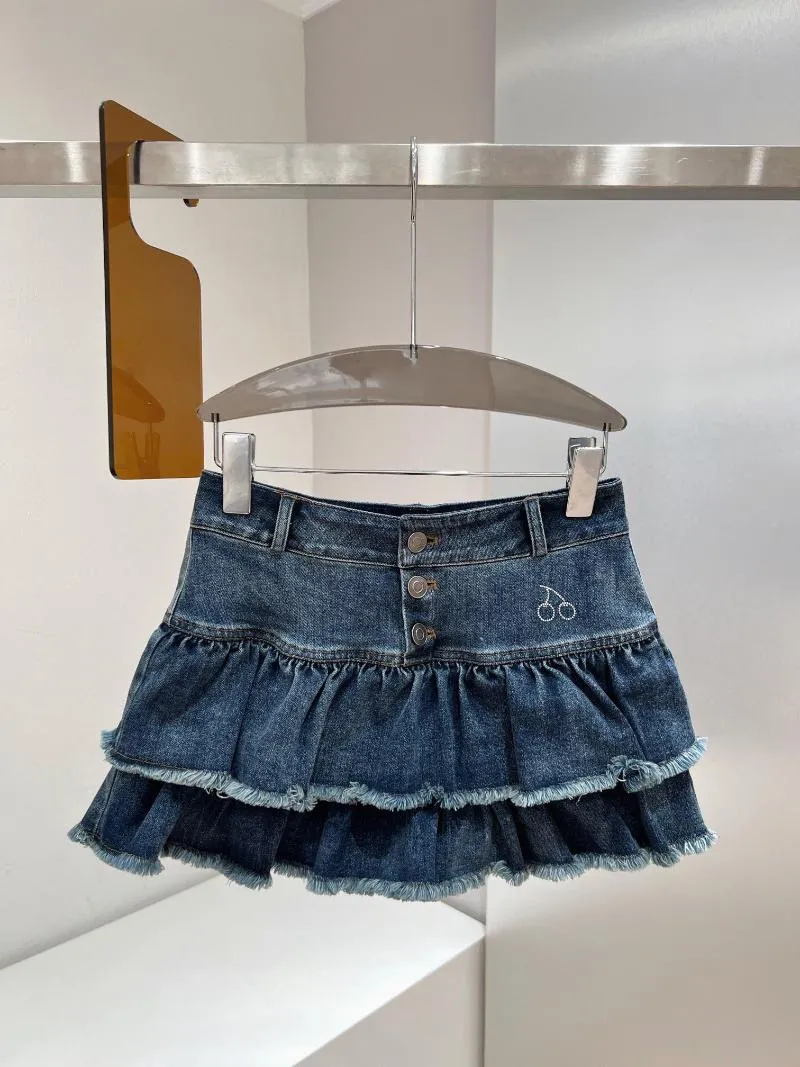 Skirts 2023 The Diamond Cherry Is A Vintage Denim Skirt With Flanged Hemline