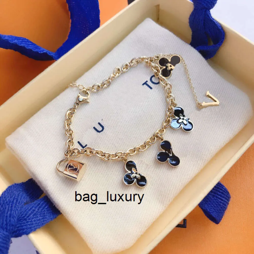 TINYSOME Couple Bracelets with Lock for Key Bangles 2 Pcs Lover Heart  Bracelets for Women - Walmart.com