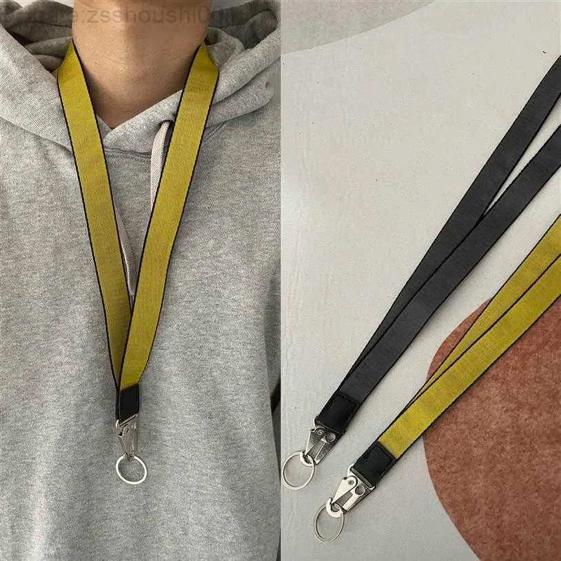 Av industriell lanyard lång nyckelring gul nylonband halter mode lage hänge unisex varumärkesdesigner snidad legering spänne d278p